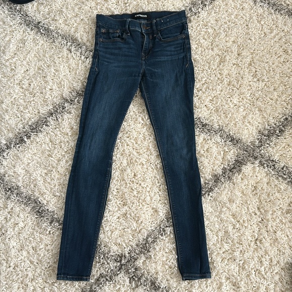 Express Jeans - Picture 2 of 11